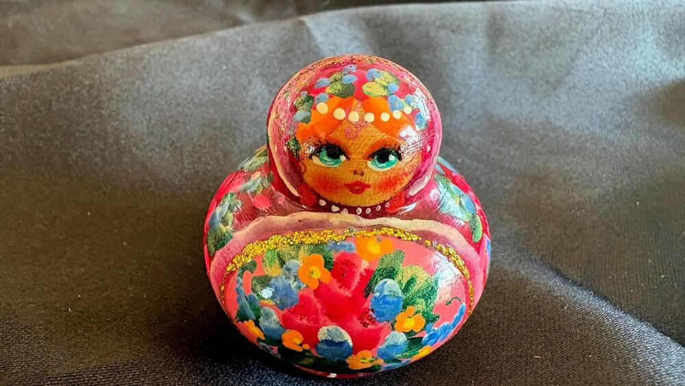 Signed Moscow Duck Matryoshka Nesting Dolls: 10-Piece Hand-Painted Russian Folk